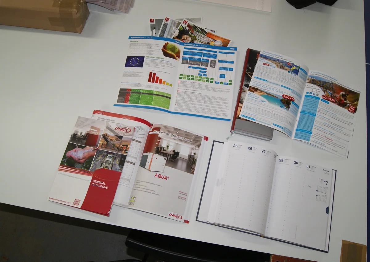 Catalogues et brochures imprimés